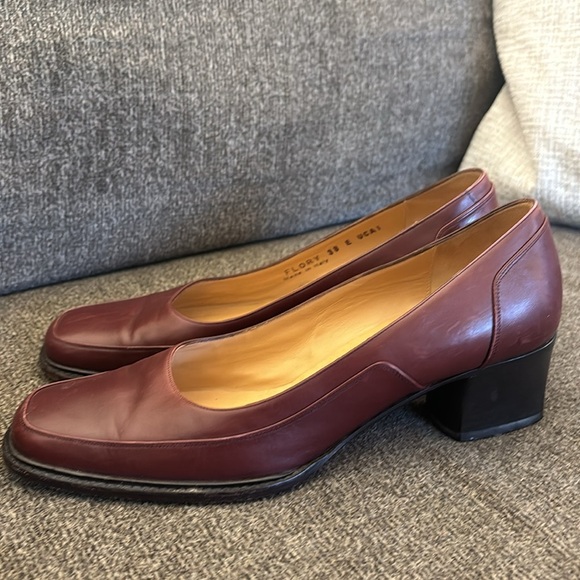 Bally Flory Brown Block Heel Leather Square Toe Vintage Pumps Size US 7.5 EU 38 - Picture 12 of 13